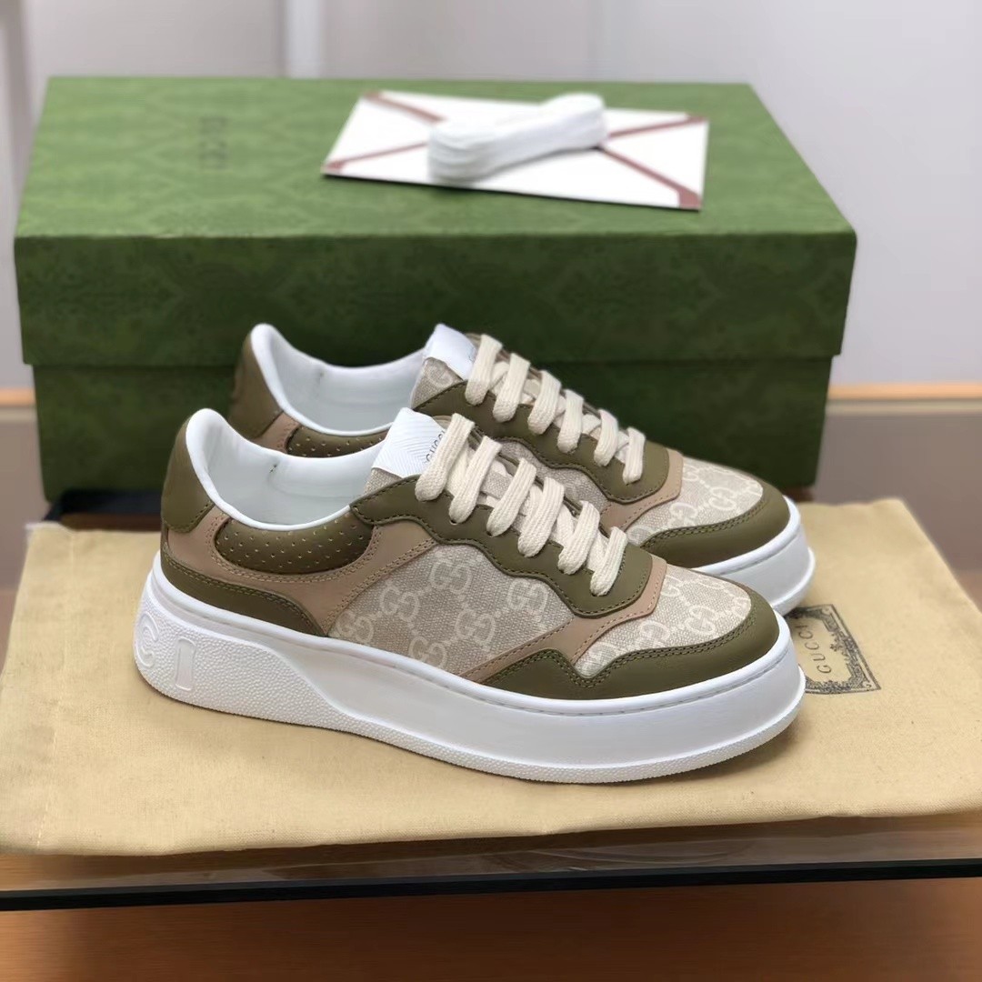 Gucci sneakers Cowhide