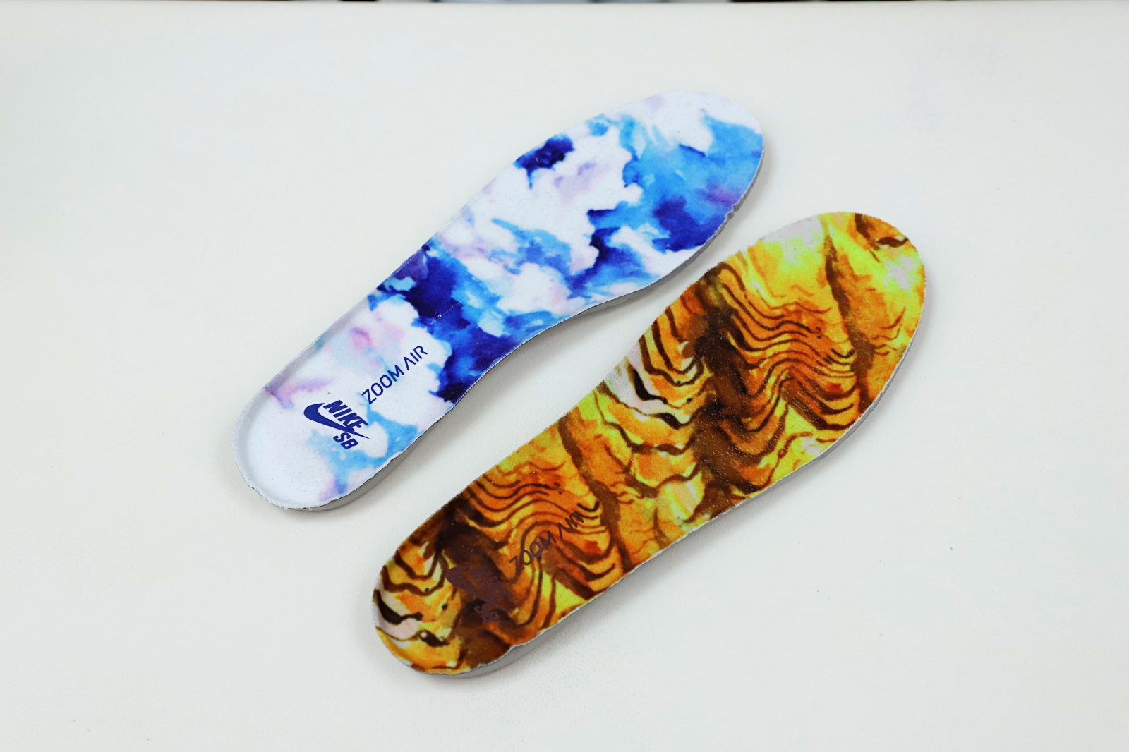 JASON DENG X DUNK LOW PRO SB STREET HAWKER