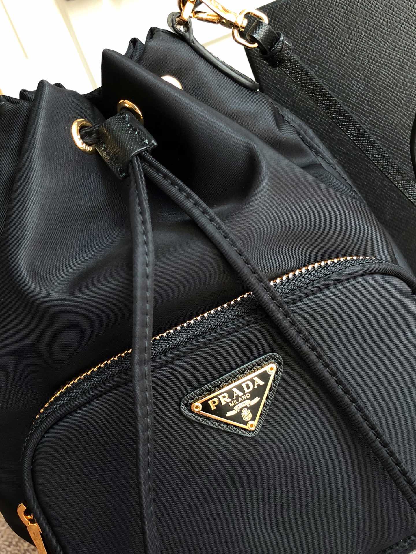 𝐏𝐑𝐀𝐃𝐀 Classic model 1BH038