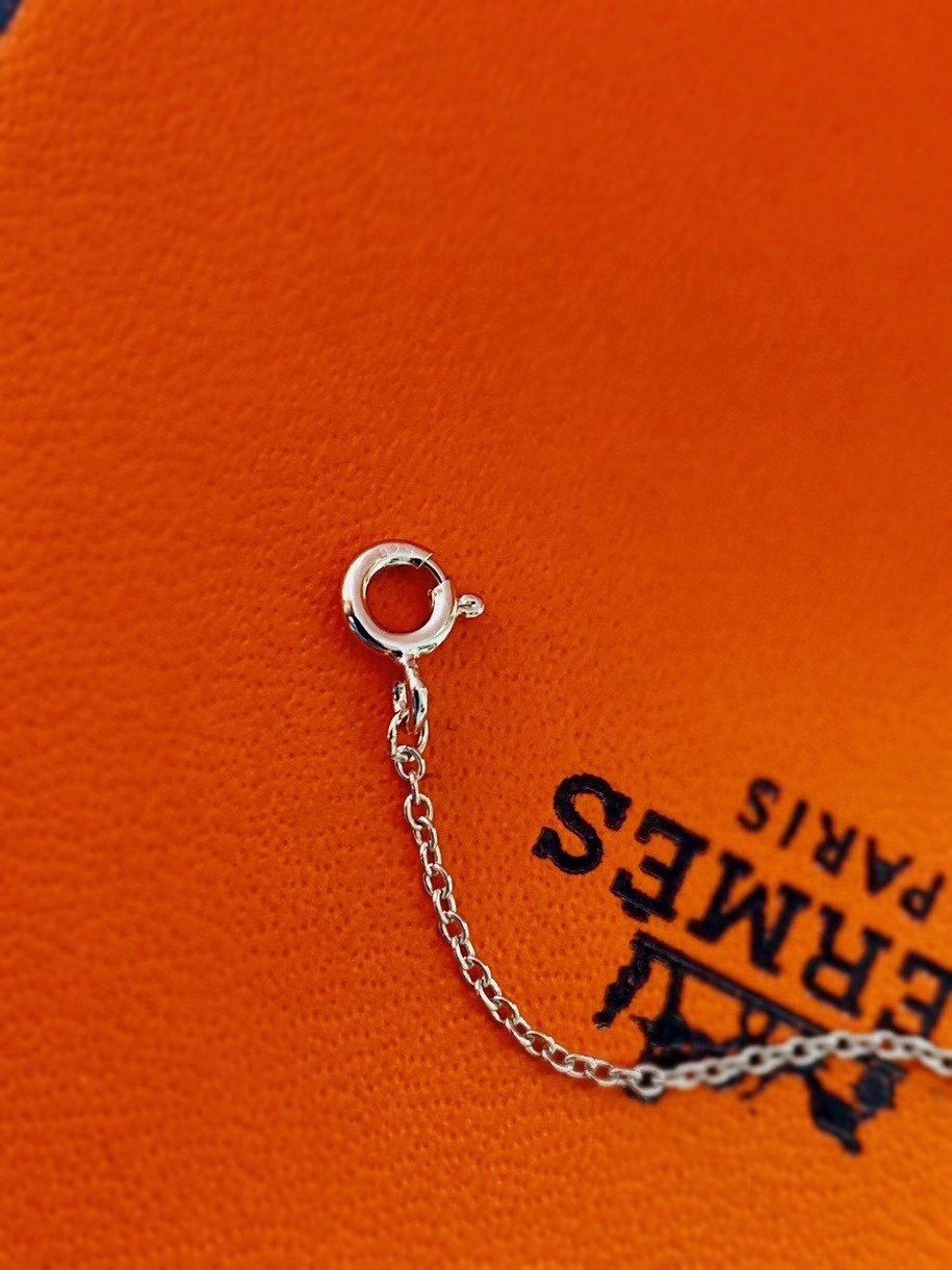Hermes necklace