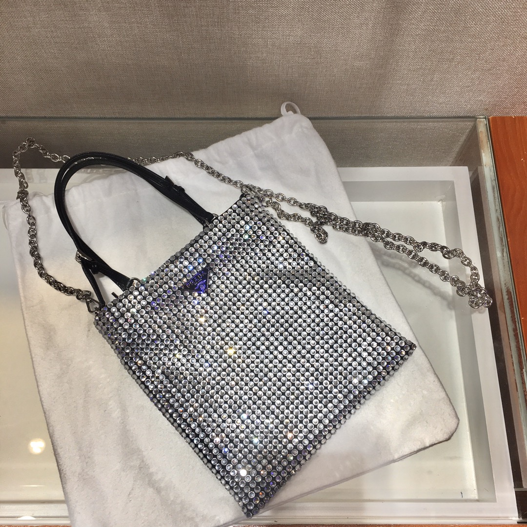 𝐏𝐑𝐀𝐃𝐀 Full Diamond 1N6608
