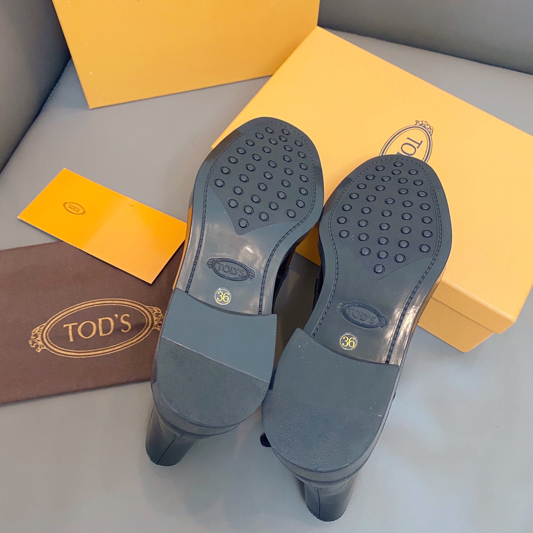 TOD'S 𝙏𝙊𝘿𝙎 Todds 2020 autumn and winter new short boots ✔️ metal buckle short boots import open edge bead cowhide