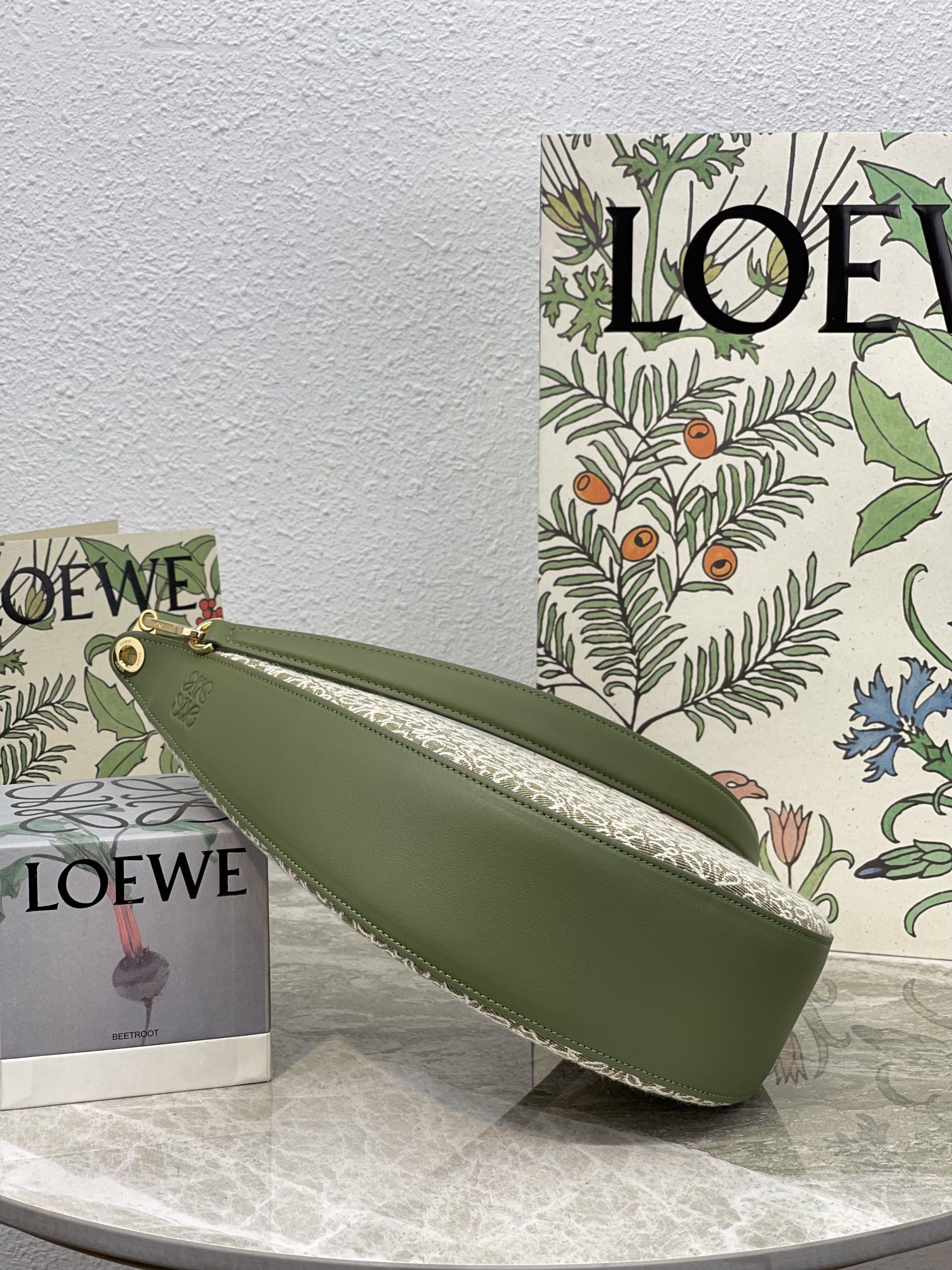 𝐋𝐎𝐄𝐖𝐄  Luna moon bag#10195