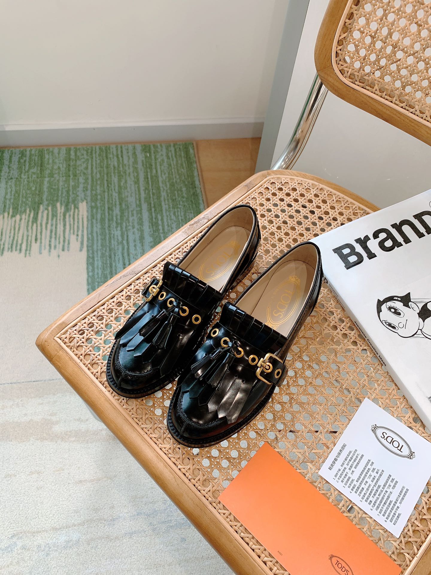 TOD'S 𝙏𝙊𝘿𝙎 2020FW new tasseled Le Fu shoes ✔️ buckle design retro literary ✔️