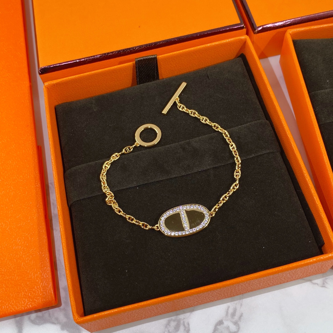 Hermes bracelet