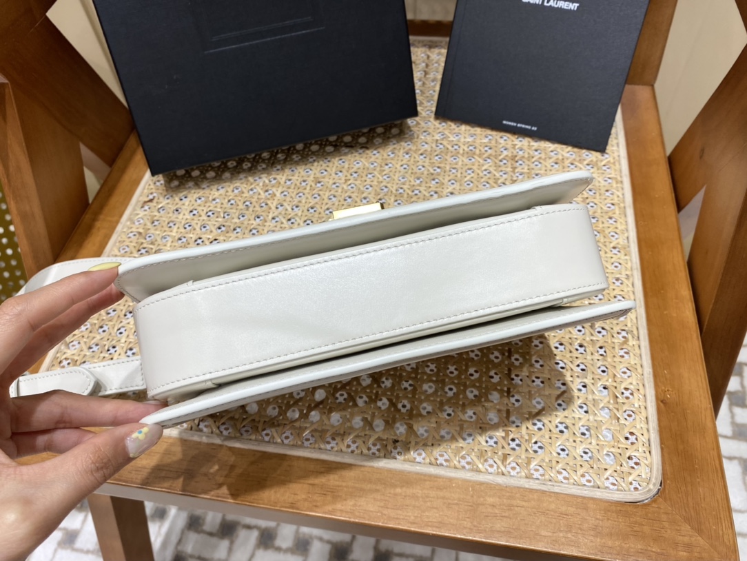 SAINT LAURENT 𝑺𝑶𝑳𝑭𝑬𝑹𝑰𝑵𝑶 𝑩𝑶𝑿 🎐.「Vintage White」#634305