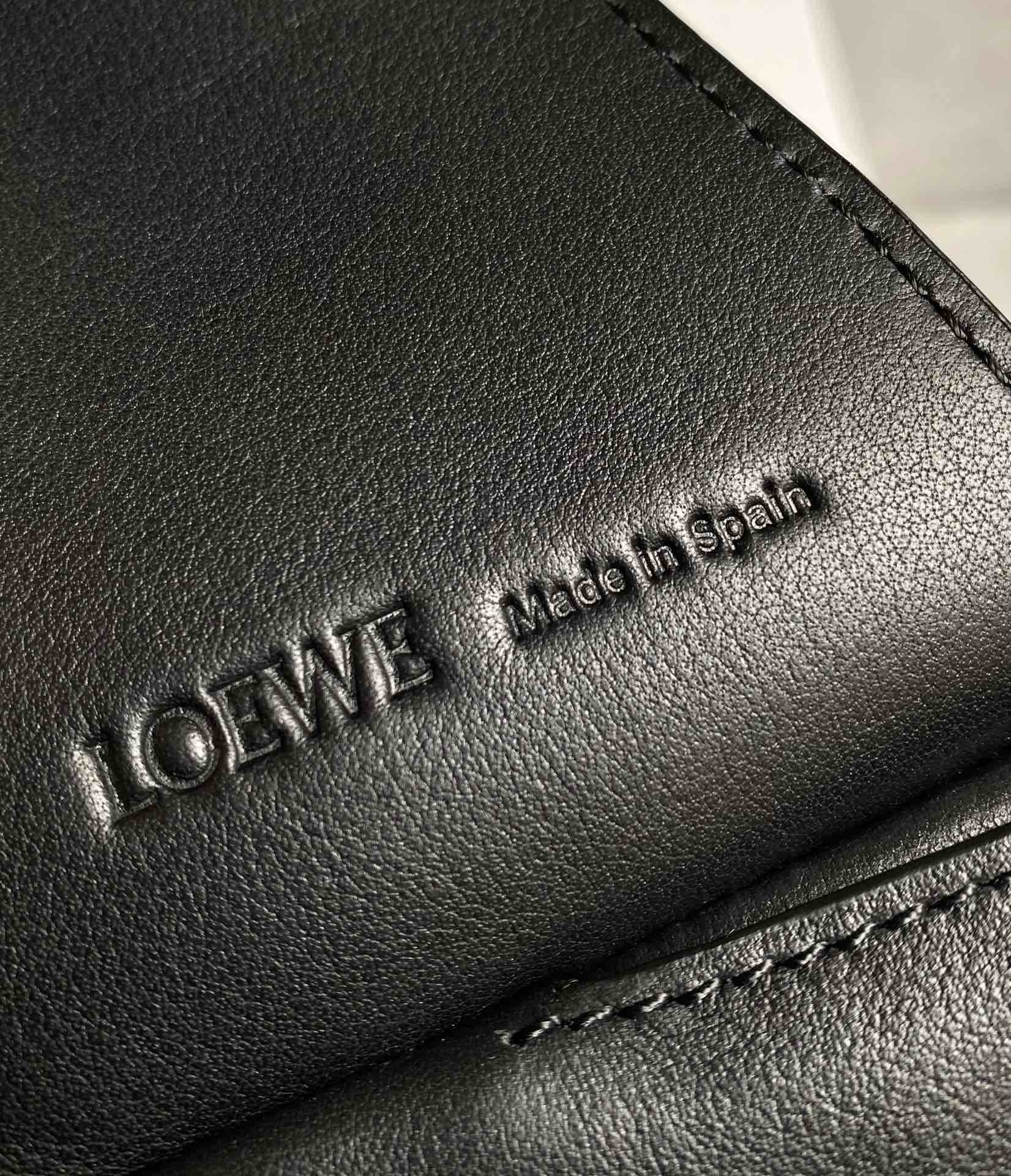 LOEWE Puzzle hobo underarm bag