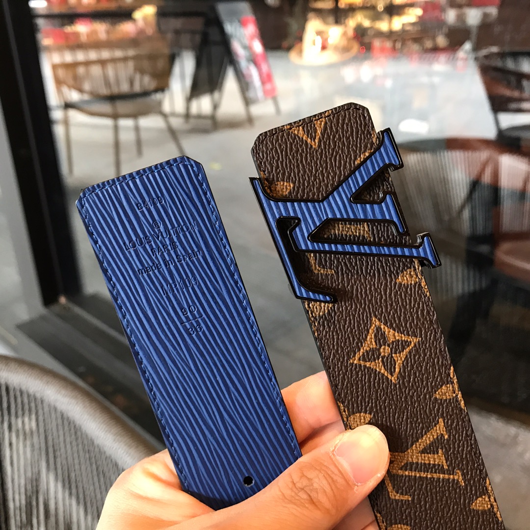 LOUIS VUITTO 40MM REVERSIBLE BELT