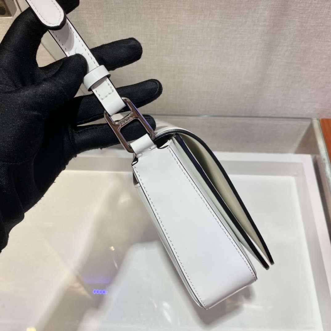 𝐏𝐑𝐀𝐃𝐀 New Model 1BD308