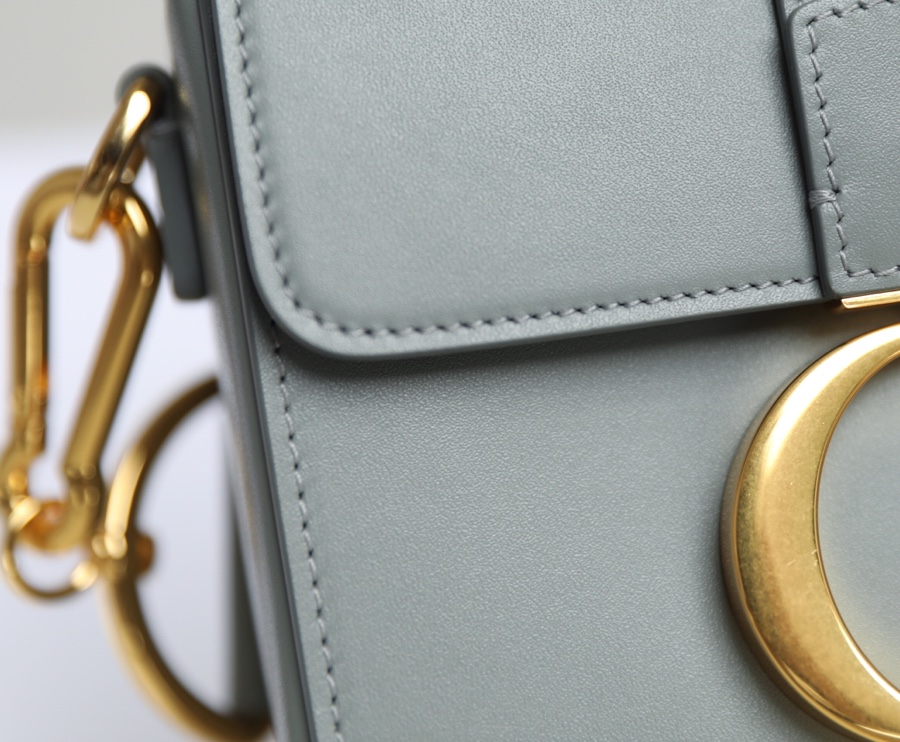 Montaigne Rock Grey 𝙢𝙞𝙣𝙞𝙞 box bag