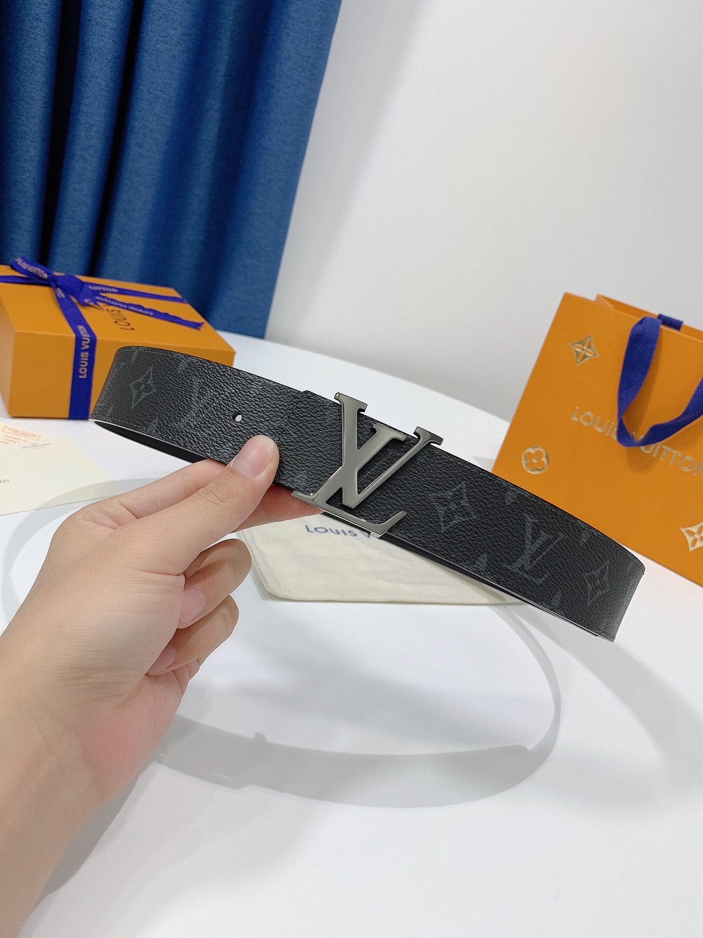 LOUIS VUITTO genuine integrated casting hardware