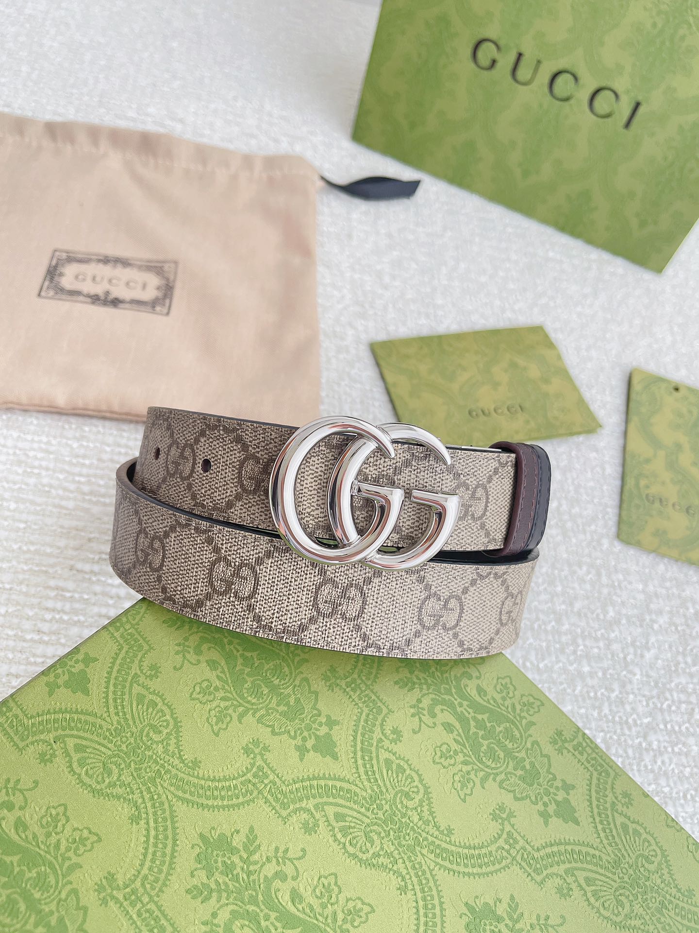 GUCCI imported calfskin leather