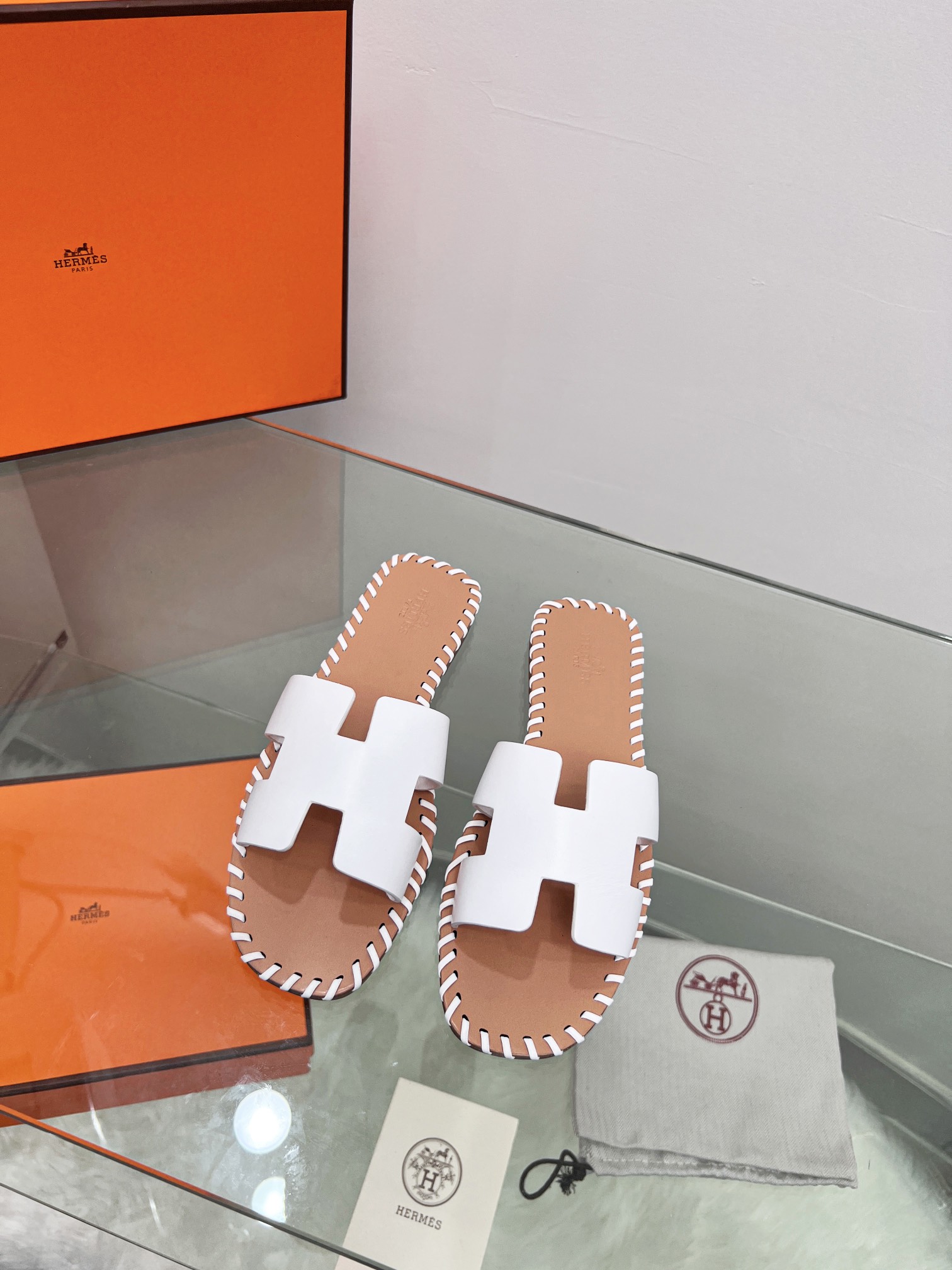 Hermes early spring new slippers