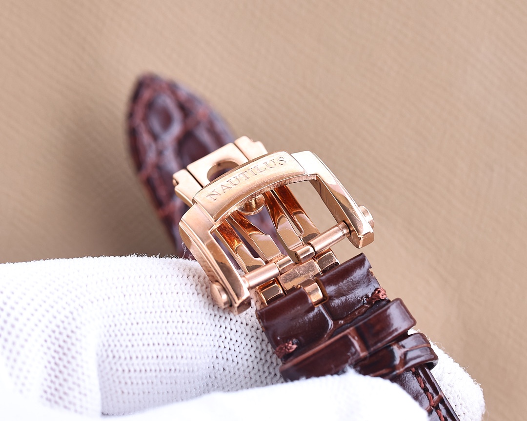 Patek Philippe 9100 multi-function movement