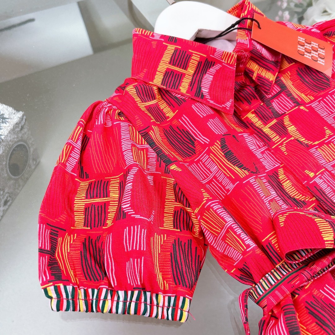 C&H Carolina Herrera Spring and Summer Girls Skirt Set