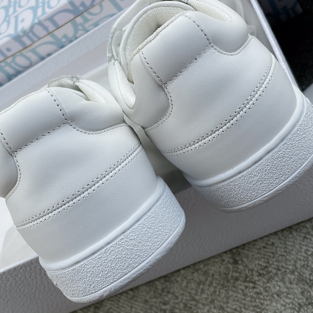 DIOR Star Women's Sneakers Calfskin White