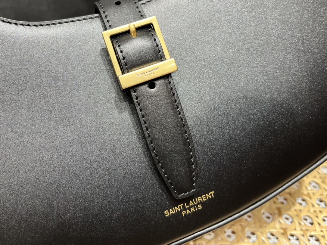 SAINT LAURENT▪️ 𝗟𝗲 𝗙𝗲𝗿𝗺𝗼𝗶𝗿▪️672615 original leather