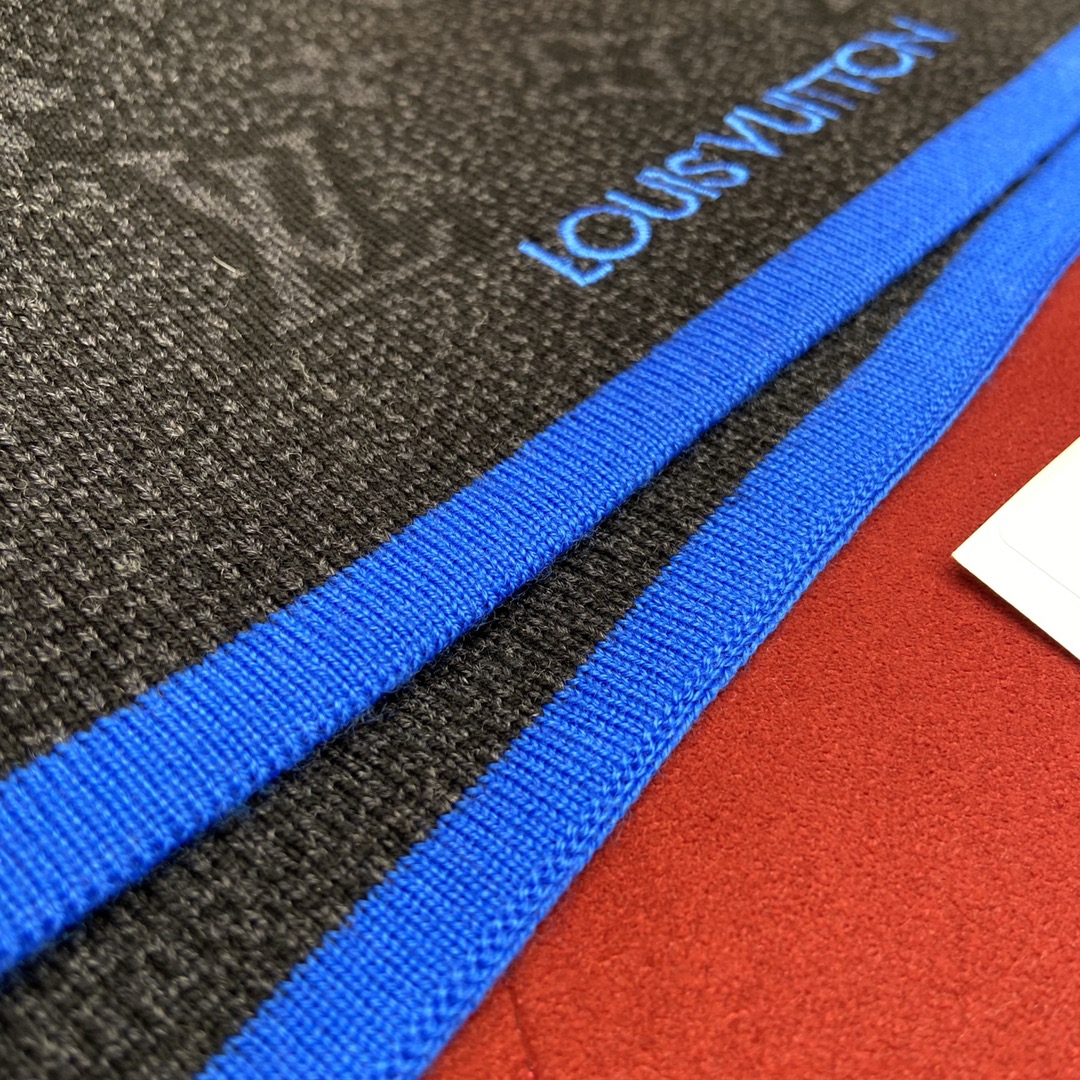 𝐋𝐨𝐮𝐢𝐬 𝐯𝐮𝐢𝐭𝐭𝐨𝐧 Checkered Men's Scarf 100% Wool