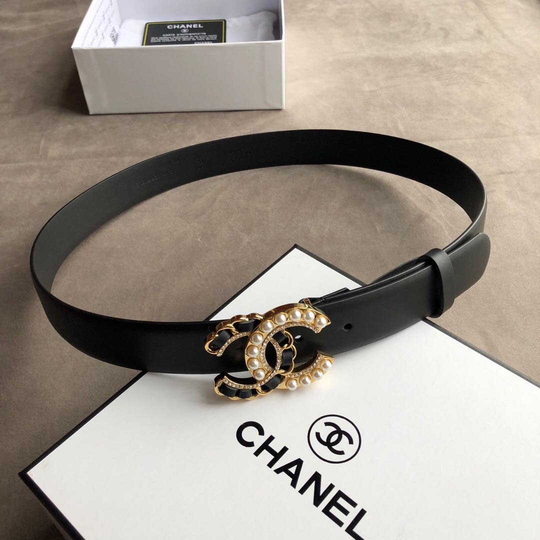 𝗖𝗛𝗔𝗡𝗘𝗟 Women's Belts