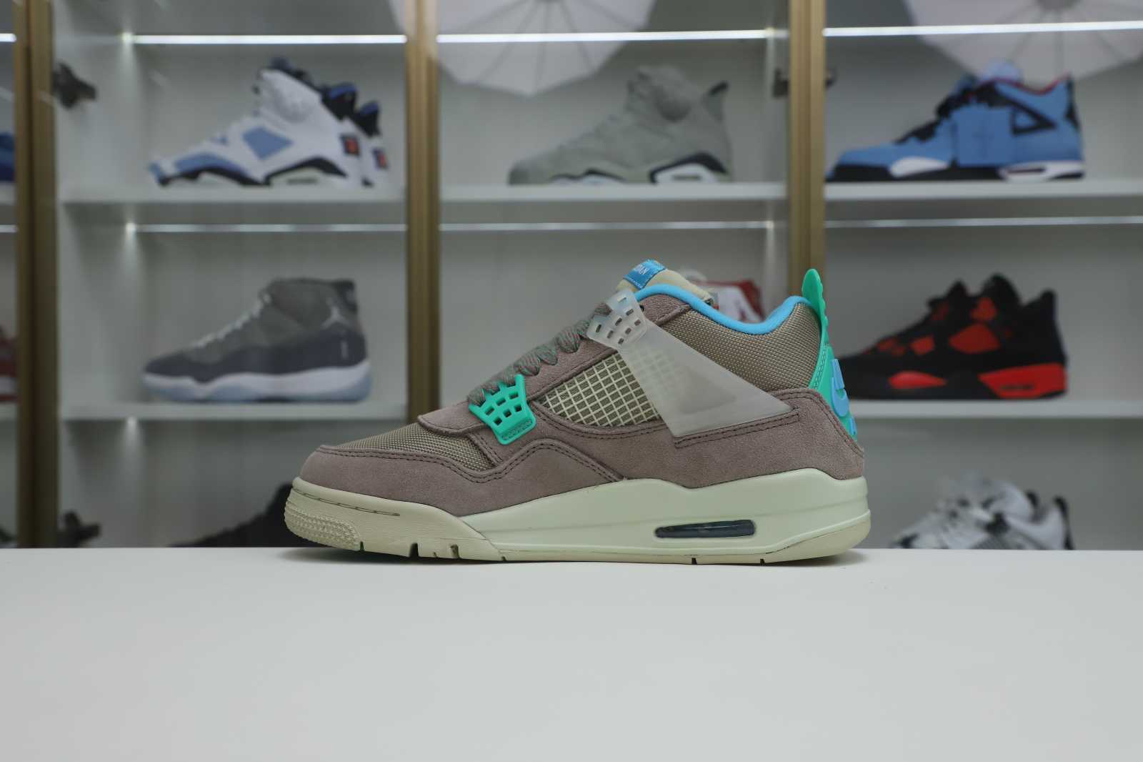 UNION LA X AIR JORDAN 4 RETRO TAUPE HAZE