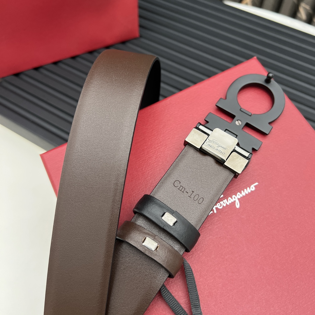 FERRAGAMO Boutique Brass Buckle