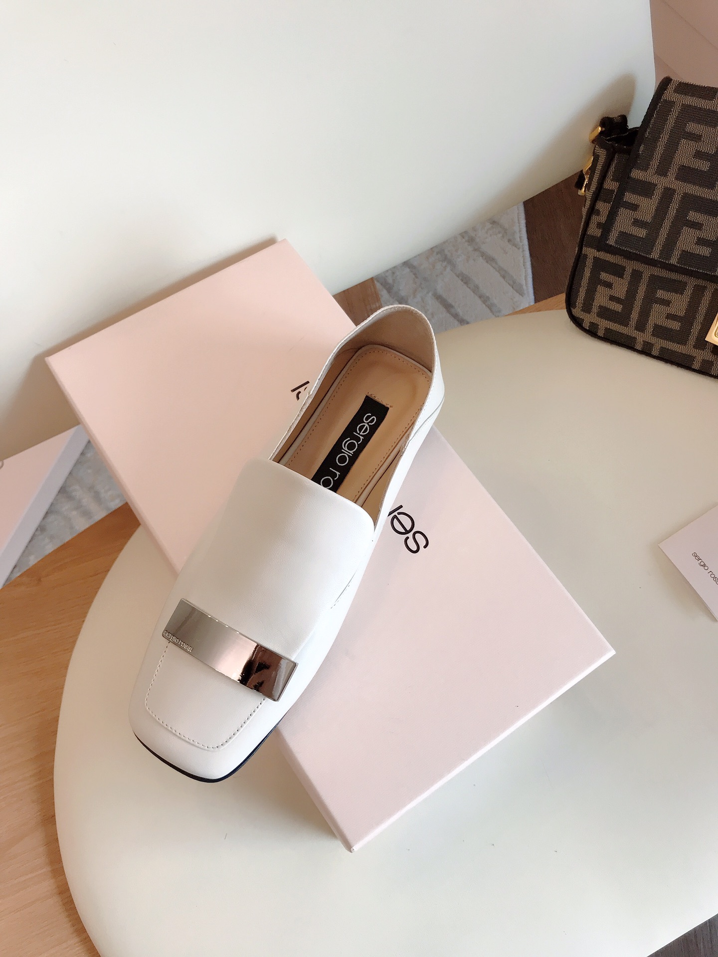 𝐒𝐇𝐔𝐒𝐇𝐔𝐓𝐎𝐍𝐆｜𝟐𝟎𝟐𝟑/𝐒𝐒 𝐧𝐞𝐰 The most bow-tied and best-looking shoe of the year