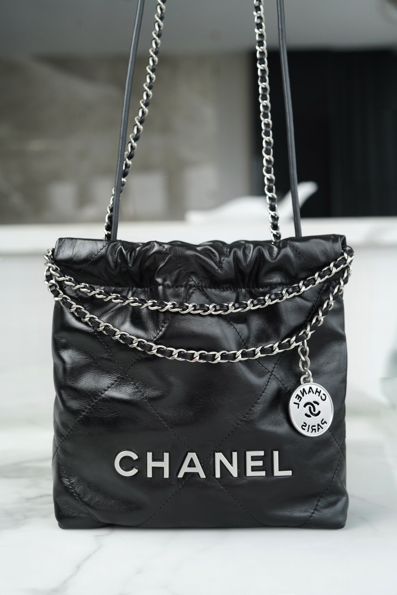 𝗖𝗛𝗔𝗡𝗘𝗟✦ 23S 22Mini bag black and silver
