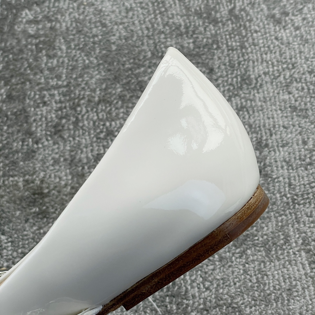 Jimmy Cho*o rhinestone pointed shoes