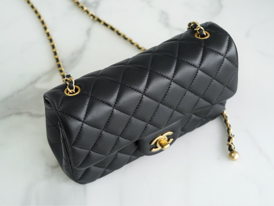 𝗖𝗛𝗔𝗘𝗡𝗟✦ 𝟐𝟑𝐂 Big 𝐦𝐢𝐧𝐢 Metal Ball Black 🖤