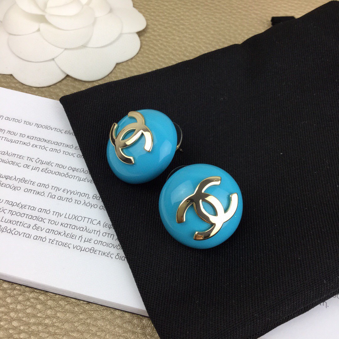 CHANEL🇫🇷Xiaoxiang earrings
