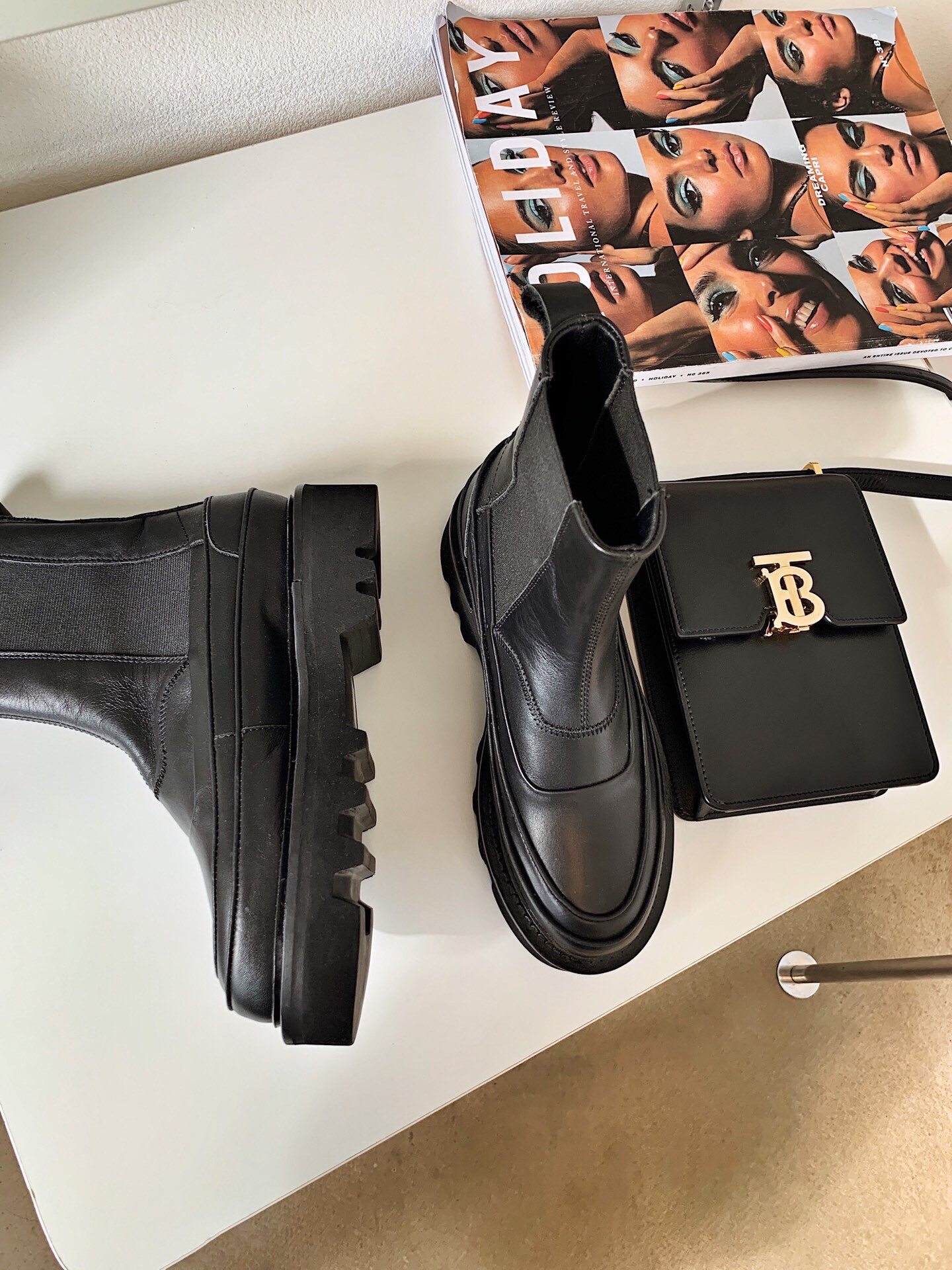 ROMBAUT | 𝟐𝟎𝟐𝟏/𝐒𝐒 𝐧𝐞𝐰 intricate handmade, custom original cowhide upper sheepskin lining