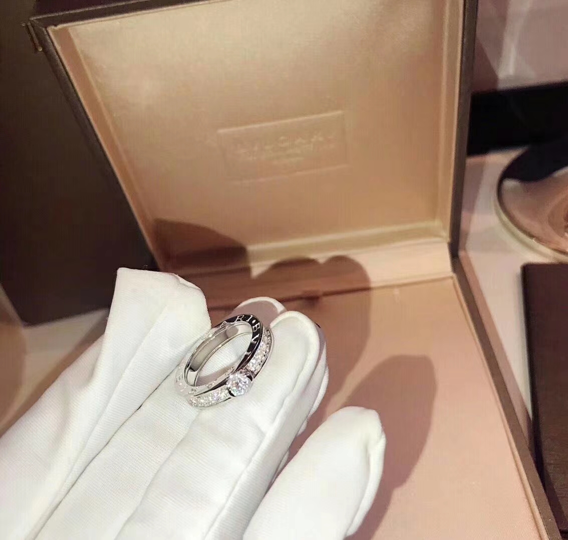 BVLGARI ring
