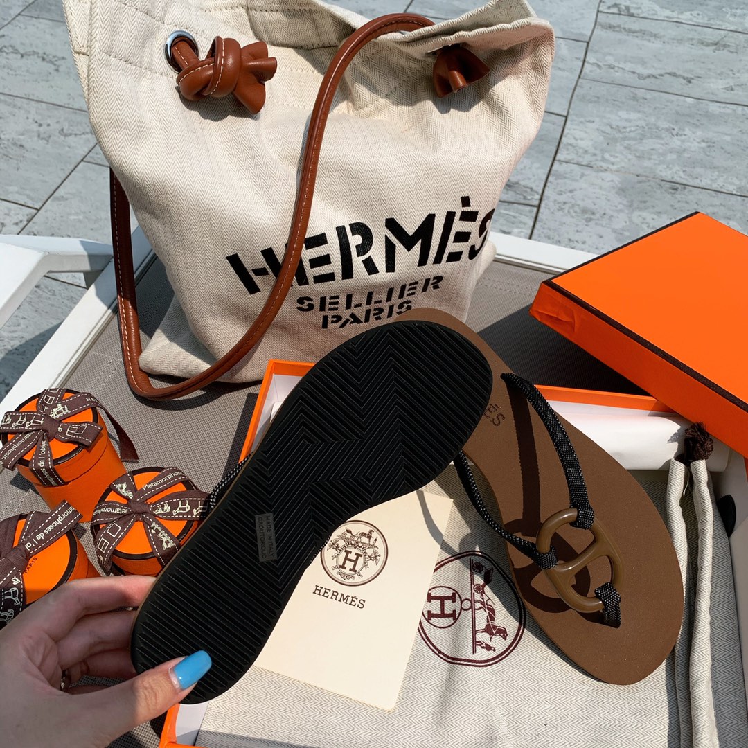 Hermes holiday series 🌈🏝🌤 pig nose flip flops sandals