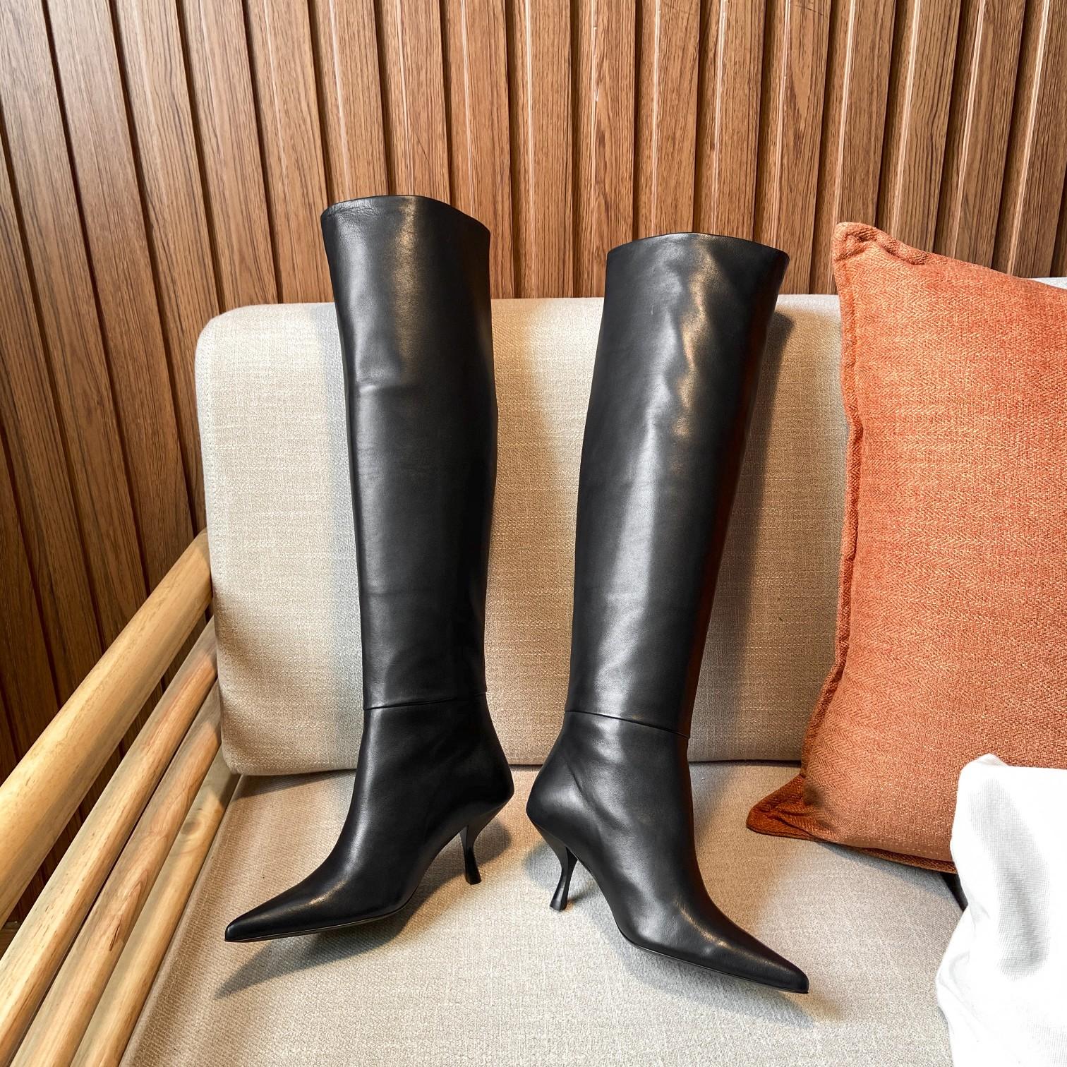 THE ROW · Autumn and winter exclusive beautiful fairy boots Original custom super soft lambskin material Heel height: 7cm