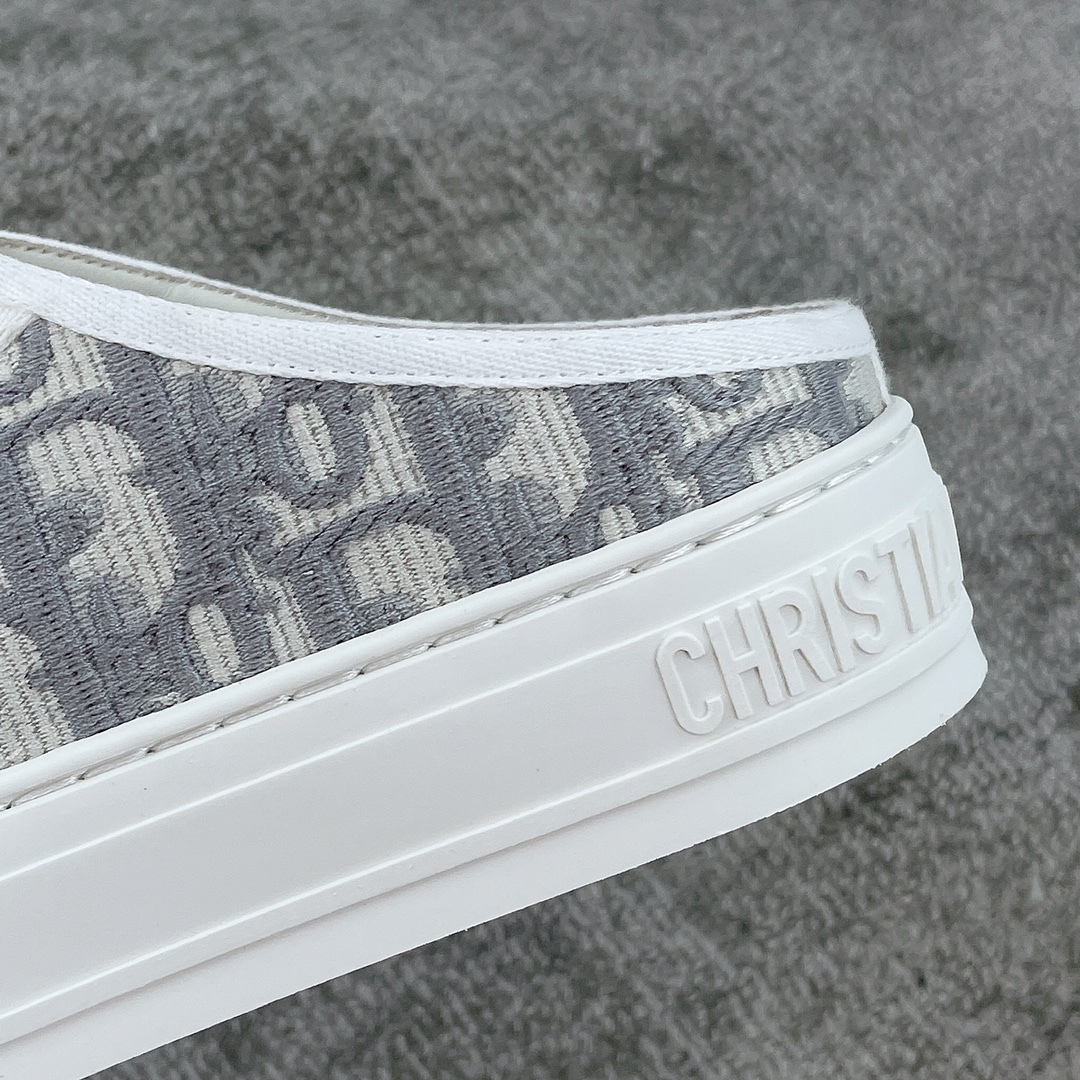 DIOR Canvas semi-flip-flop Water-dyed sheepskin lining TPU outsole Cement grey embroidery