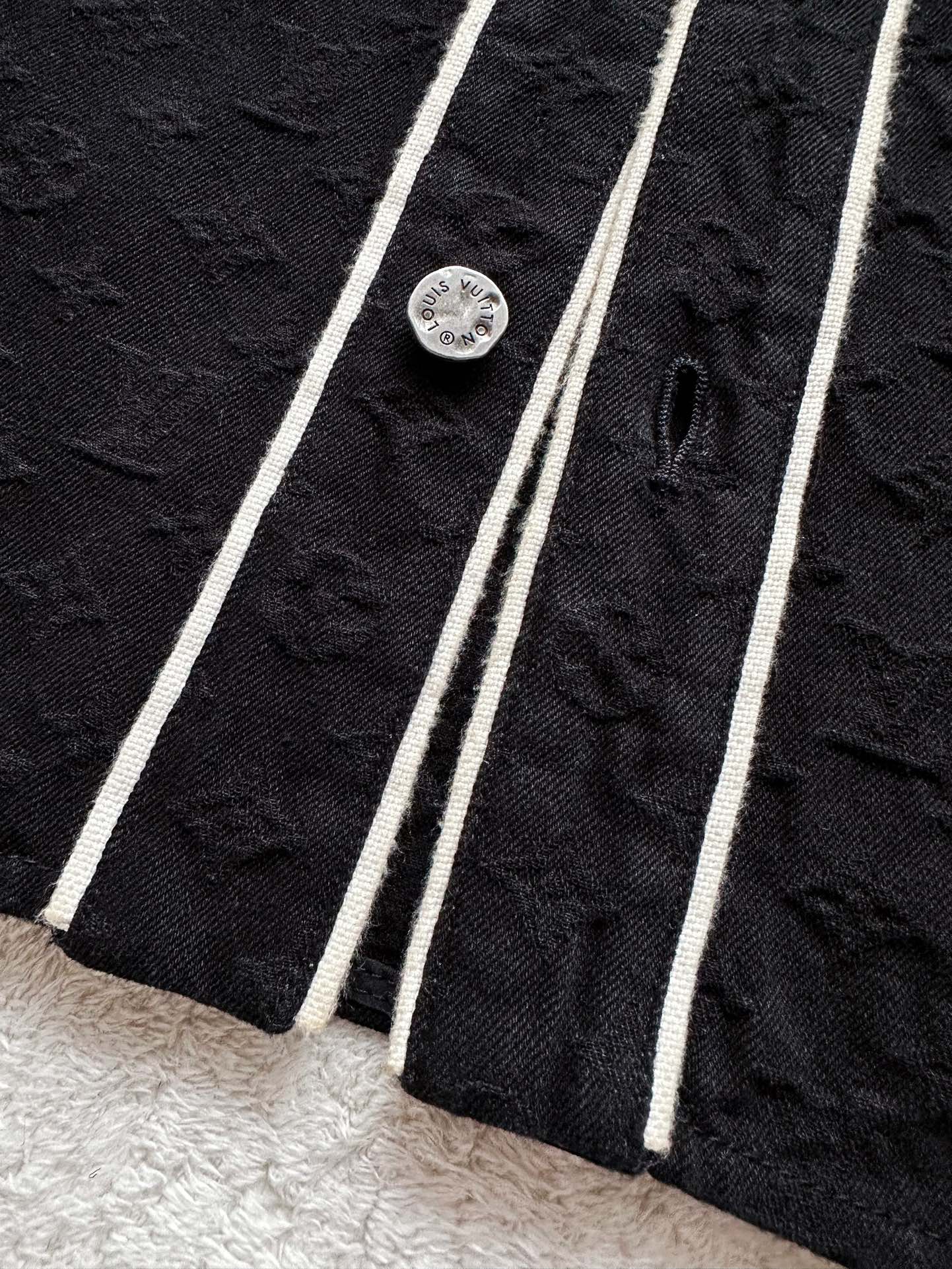 Louis Vuitton...New full flower black denim short-sleeved baseball uniform