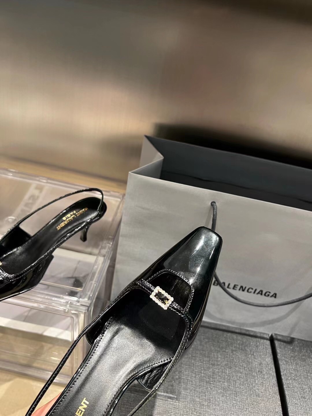 𝙎𝙖𝙞𝙣𝙩 𝙇𝙖𝙪𝙧𝙚𝙣𝙩 | 𝟐𝟎𝟐𝟐/𝐒𝐒 𝐧𝐞𝐰 YSL｜New Muller Sandals Crystal Sheepskin