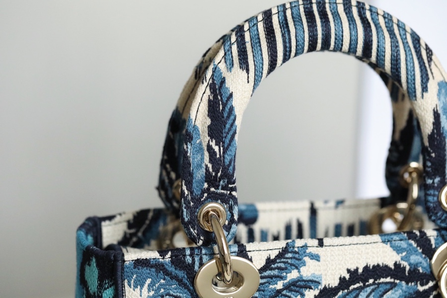 Dior LADY D-LITE five compartments Daffy Blue Coconut DR-031