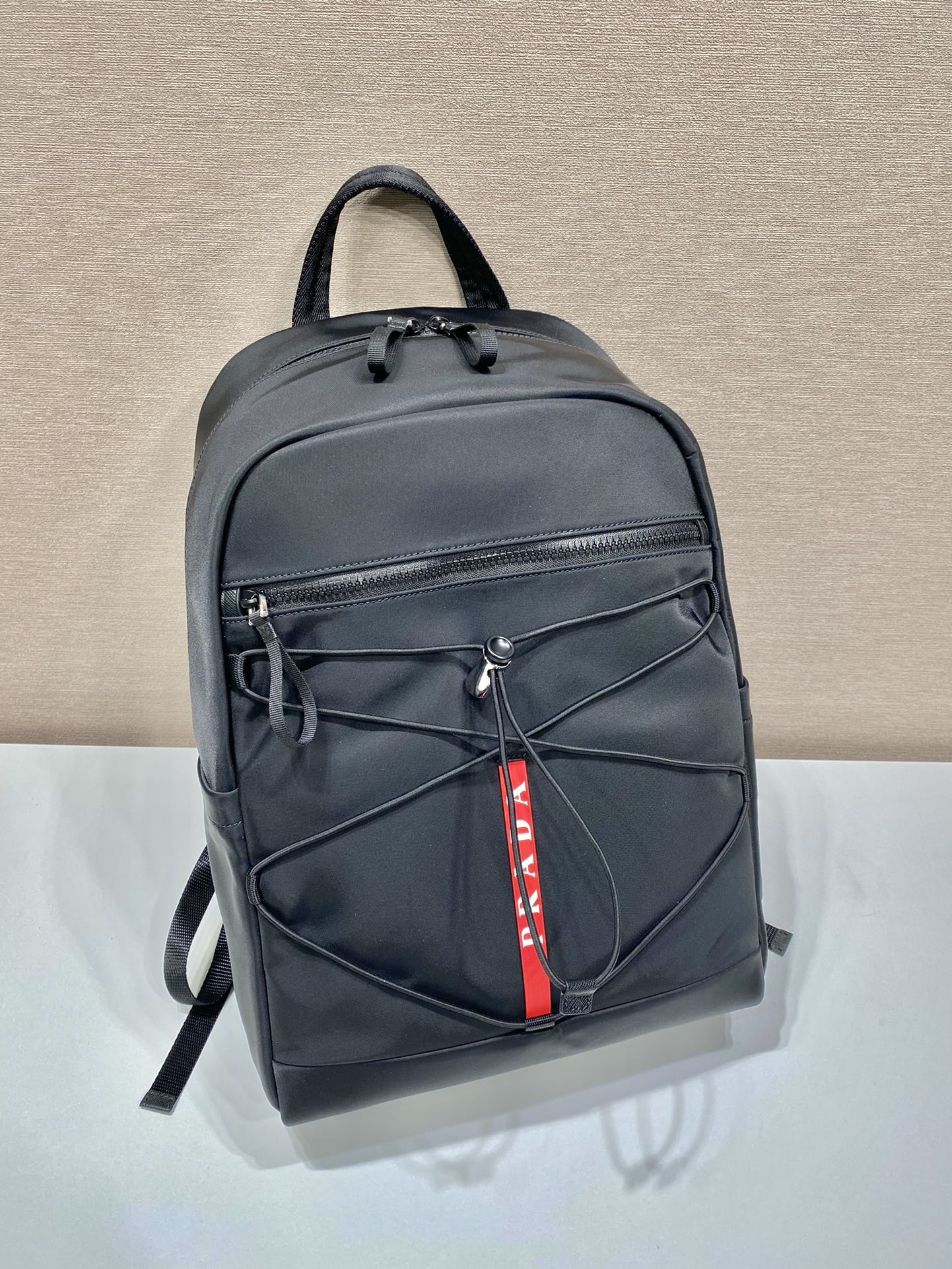 𝐏𝐑𝐀𝐃𝐀 New Shoulder Bag 2VZ085