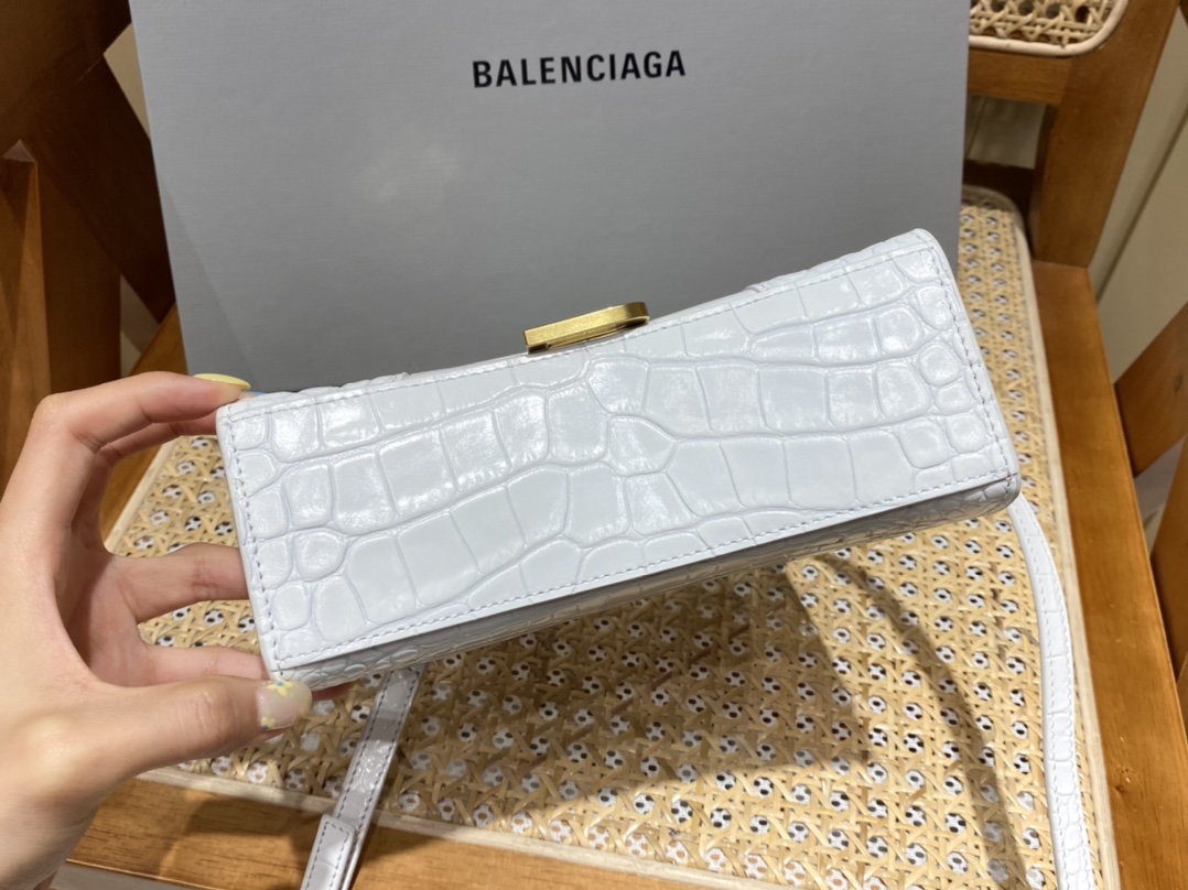 BALENCIAGA 𝐇𝐨𝐮𝐫𝐠𝐥𝐚𝐬𝐬 𝐗𝐒 crocodile-textured cowhide