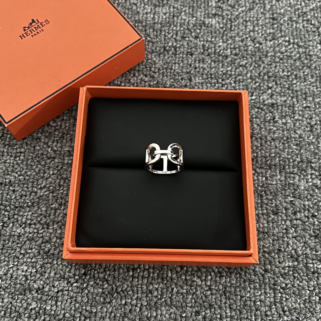 Hermes Rings