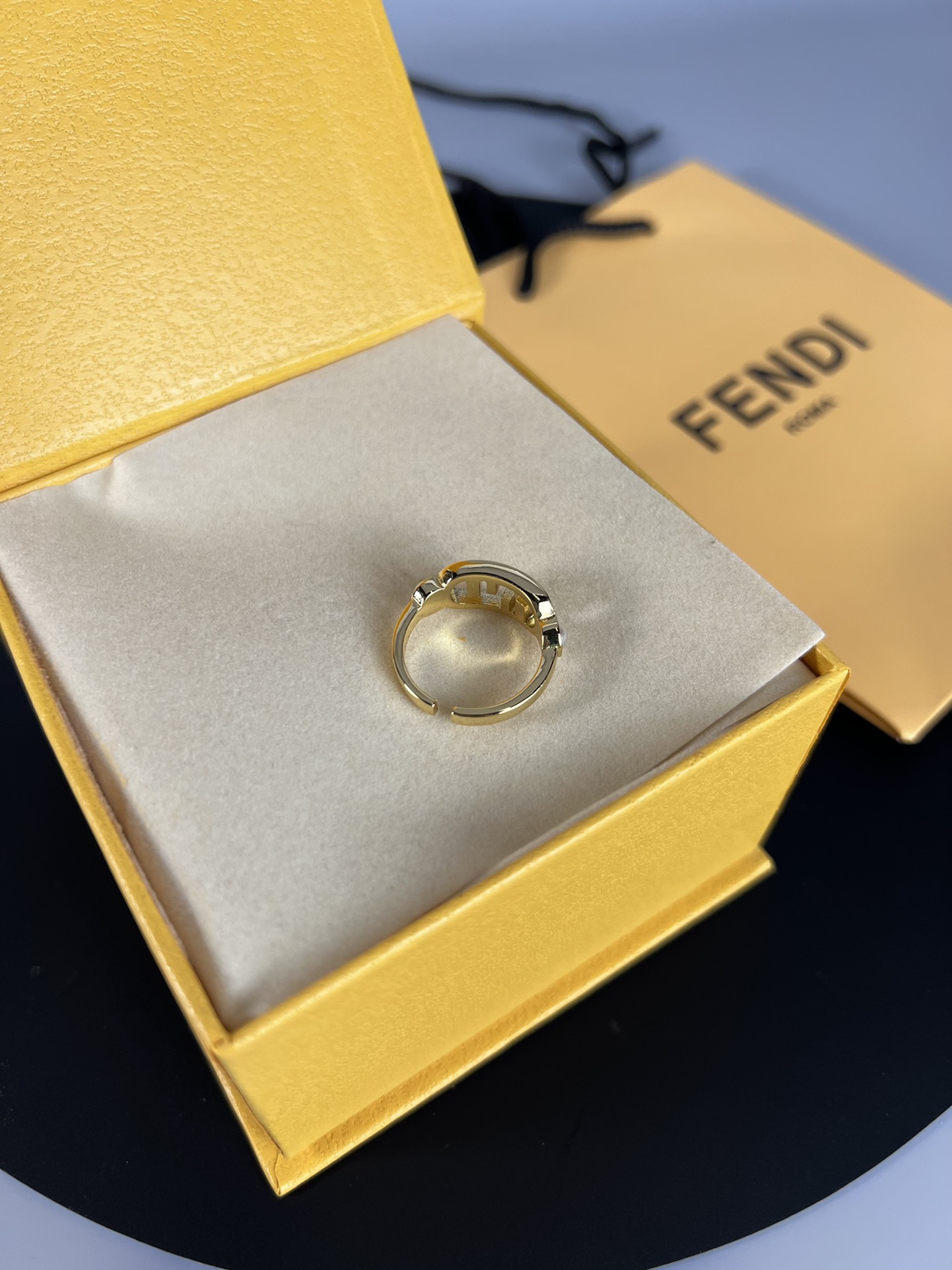 Fendi Ring