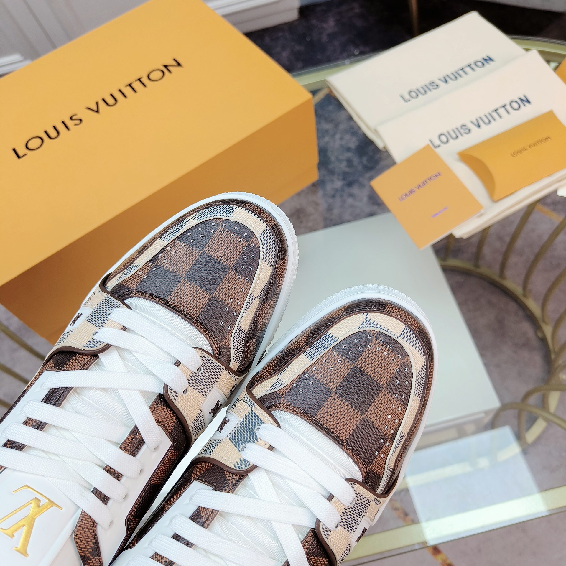 Louis Vuitton TRAINER sneakers