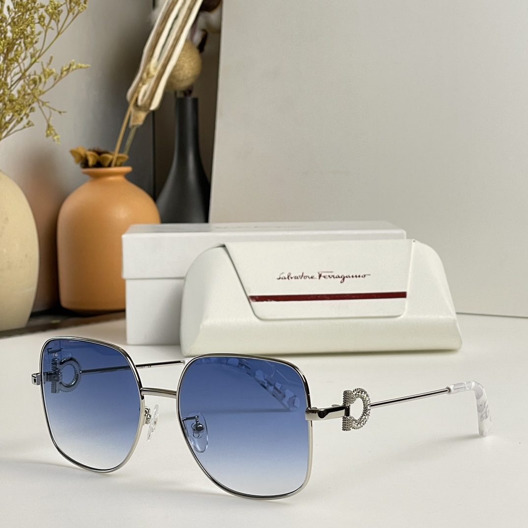 Salvatore ferragamo MODEL: SF243SR