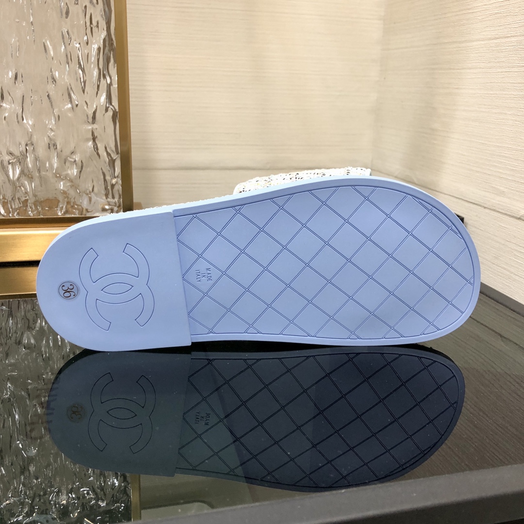 CHANEL 2022 early spring latest honey slippers fashion versatile series imported sheepskin cushioned feet