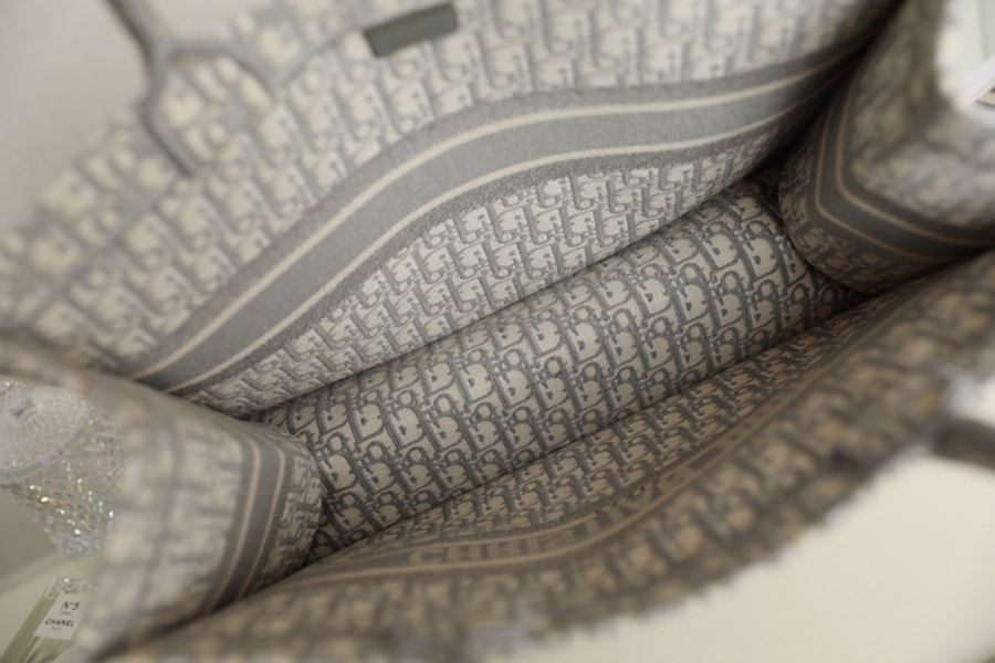 DIOR TOTE old flower pattern