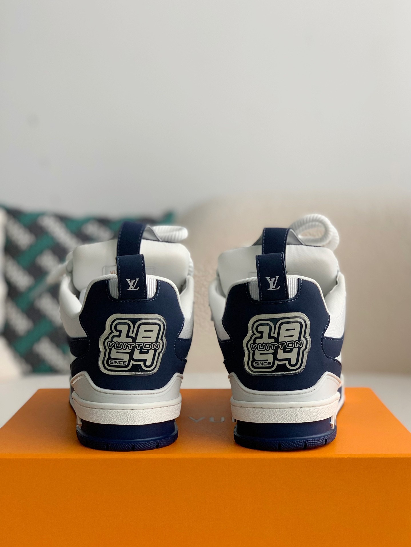 LOUIS VUITTON RUNNER TATIC Sneakers