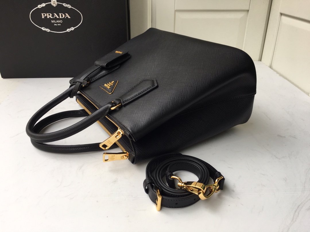 𝐏𝐑𝐀𝐃𝐀 1BA232 Handbag