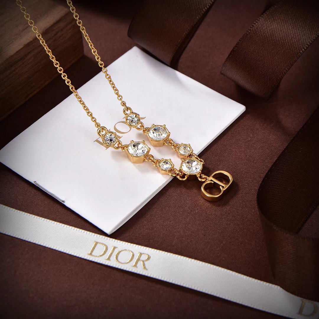 Dior necklace