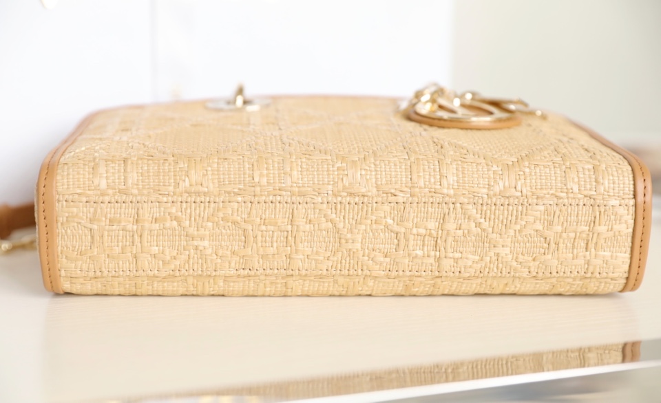 Dior Lady D-Joy is a classic style of the Goliath Bible